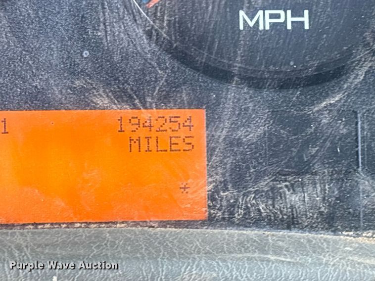 image for item EM0026 2011 International DuraStar 4000 utility / service truck