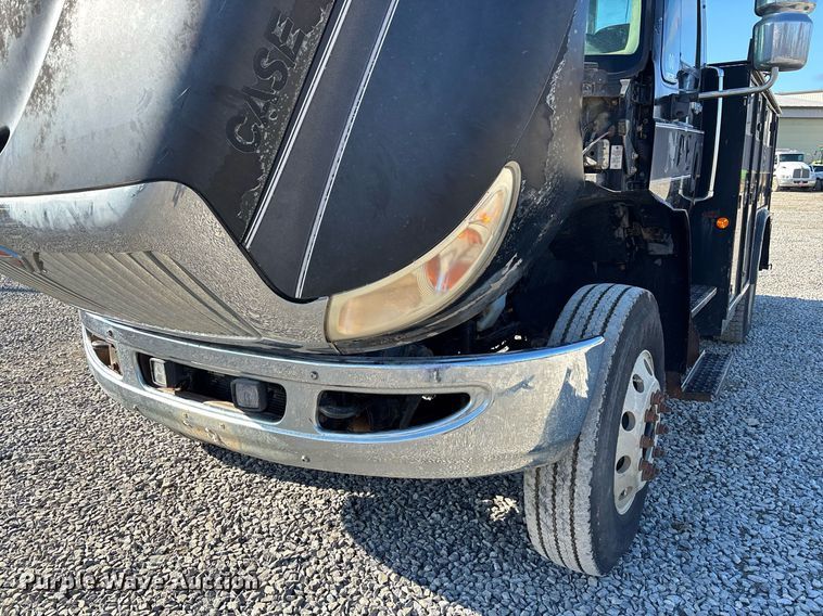 image for item EM0026 2011 International DuraStar 4000 utility / service truck