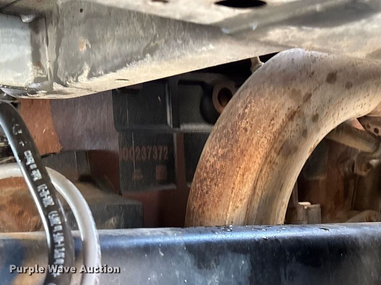 image for item EM0026 2011 International DuraStar 4000 utility / service truck