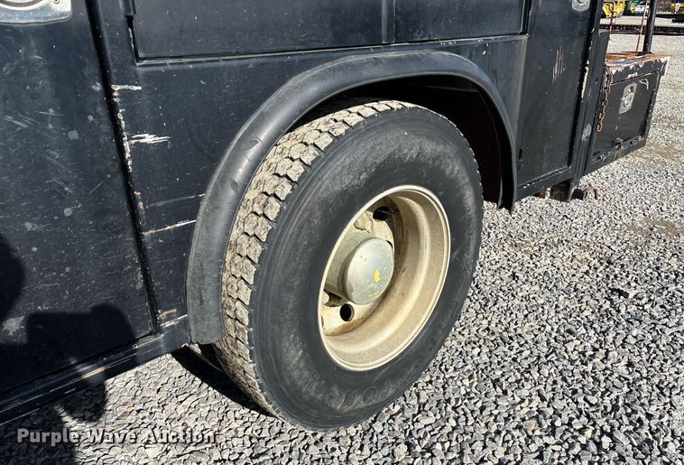 image for item EM0026 2011 International DuraStar 4000 utility / service truck