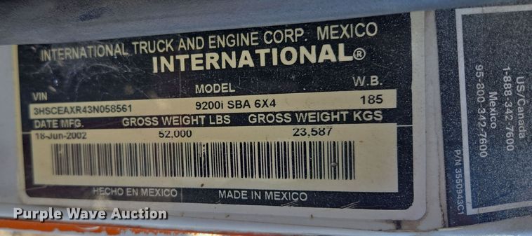 image for item EQ3727 2003 International  9200i winch truck