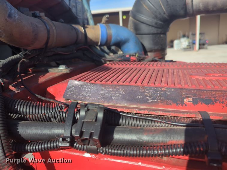 image for item ER1003 2011 Peterbilt 388 semi truck