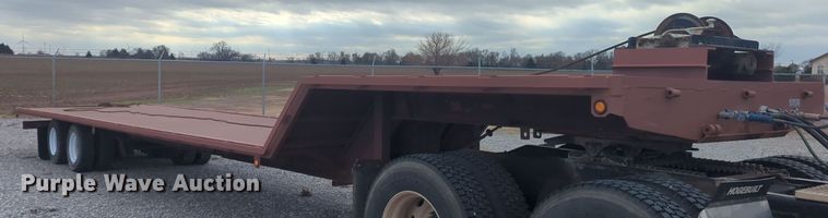 image for item ER1008 1977 Landoll drop deck trailer