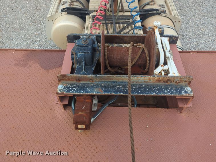 image for item ER1008 1977 Landoll drop deck trailer