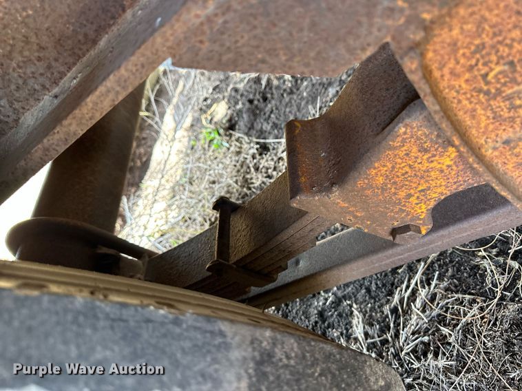 image for item ER8333 1975 Fontaine DPT-2-5042 drop deck trailer