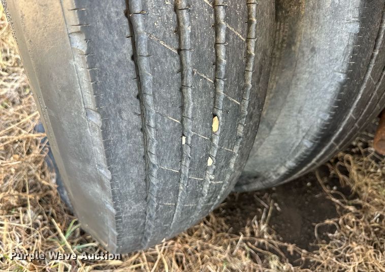 image for item ER8333 1975 Fontaine DPT-2-5042 drop deck trailer