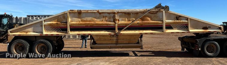 image for item ER8357 2013 Dakota bottom dump trailer