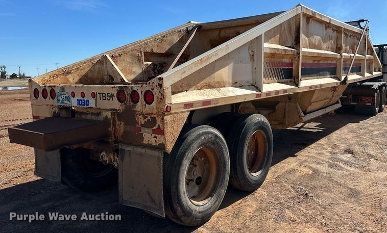 image for item ER8357 2013 Dakota bottom dump trailer
