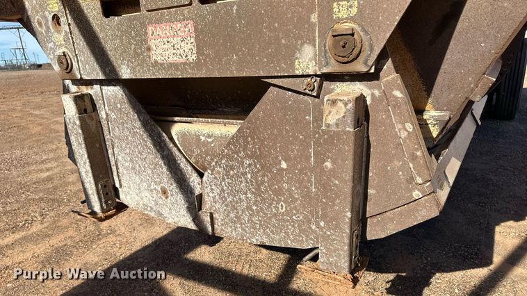image for item ER8357 2013 Dakota bottom dump trailer