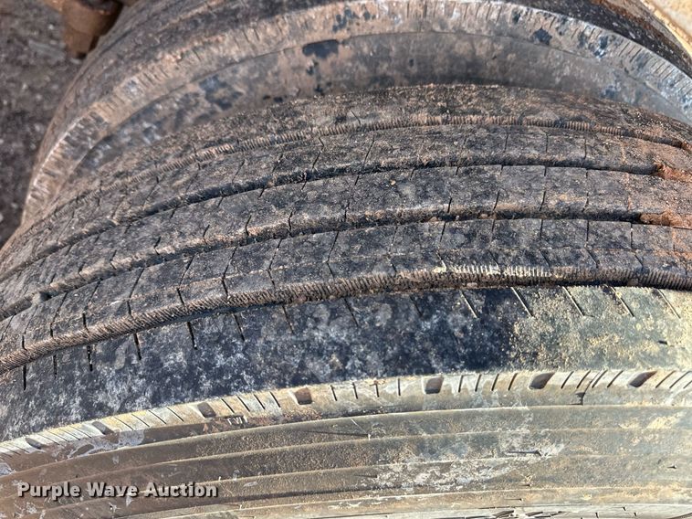 image for item ER8358 1985 Ranch bottom dump trailer