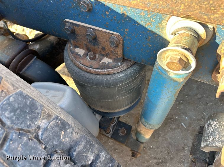 image for item ER8362 1991 International 9400 semi truck