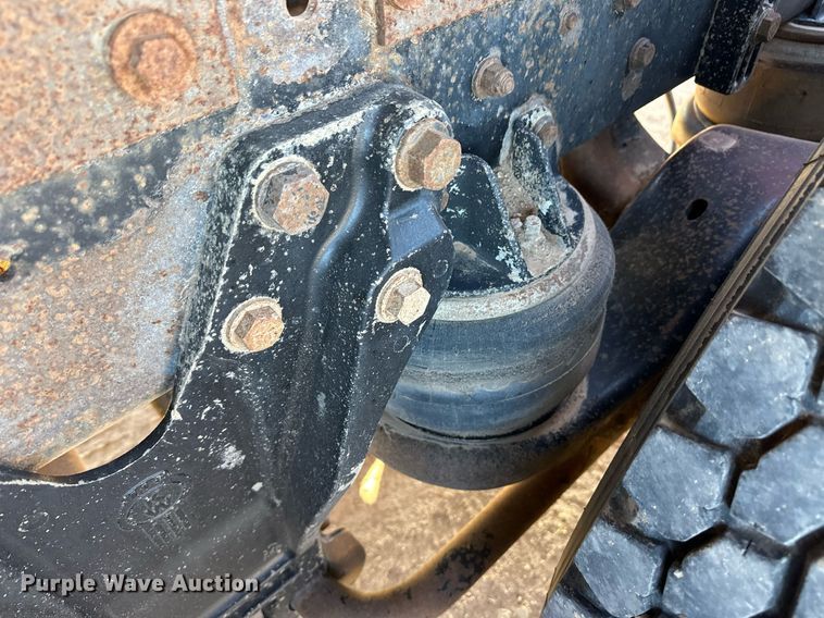 image for item ER8363 1991 Kenworth W900 semi truck