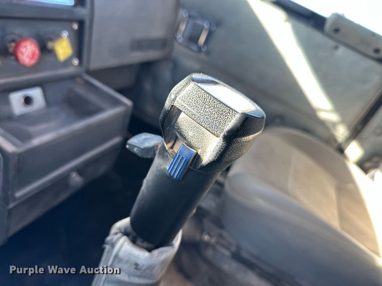 image for item ER8363 1991 Kenworth W900 semi truck