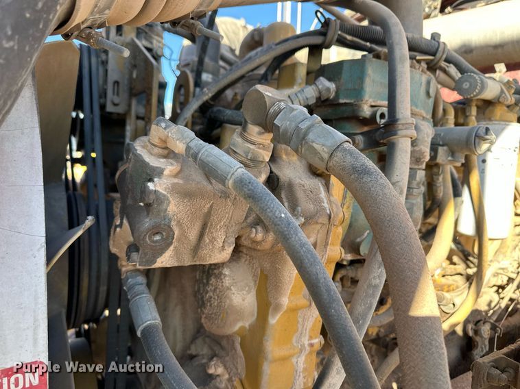 image for item ER8363 1991 Kenworth W900 semi truck