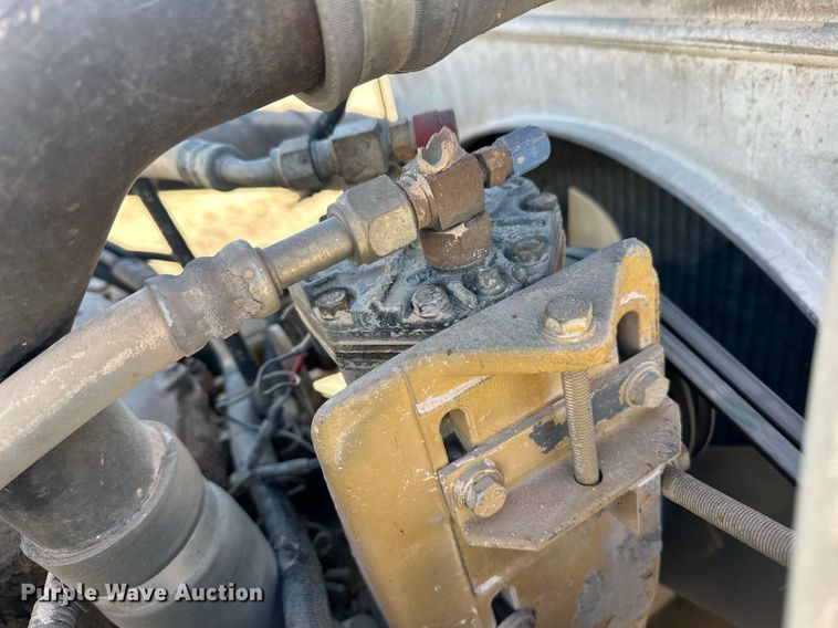 image for item ER8363 1991 Kenworth W900 semi truck