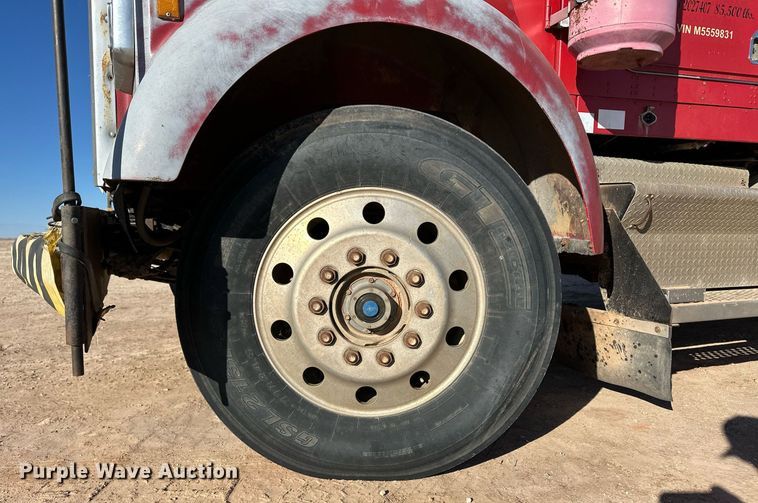 image for item ER8363 1991 Kenworth W900 semi truck