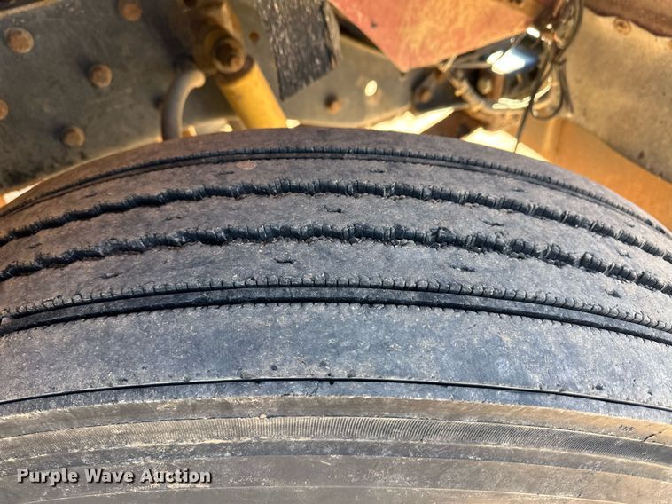 image for item ER8363 1991 Kenworth W900 semi truck