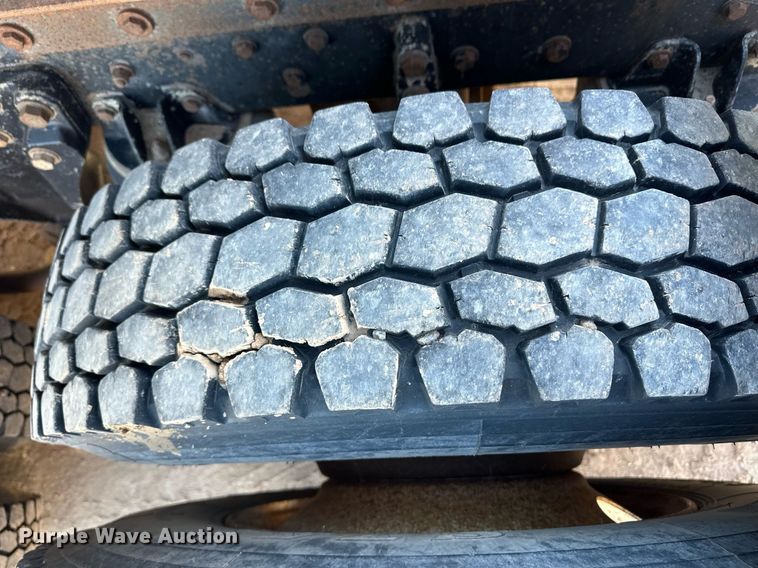 image for item ER8363 1991 Kenworth W900 semi truck