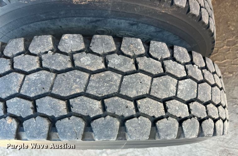 image for item ER8363 1991 Kenworth W900 semi truck