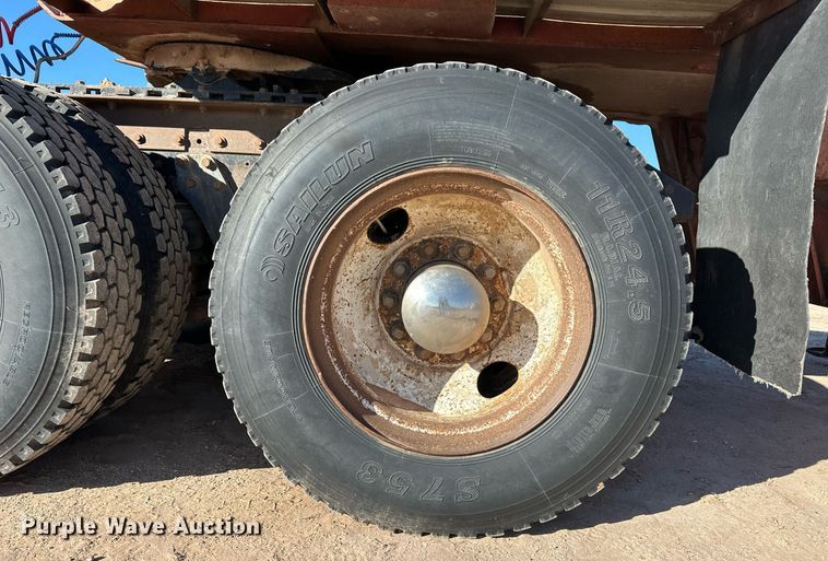 image for item ER8363 1991 Kenworth W900 semi truck