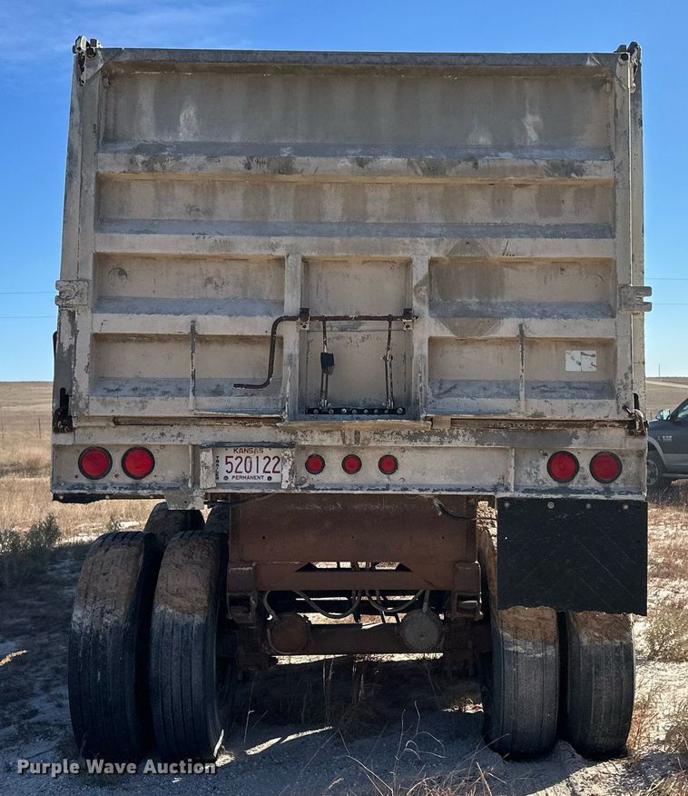 image for item ER8366 2009 end dump trailer
