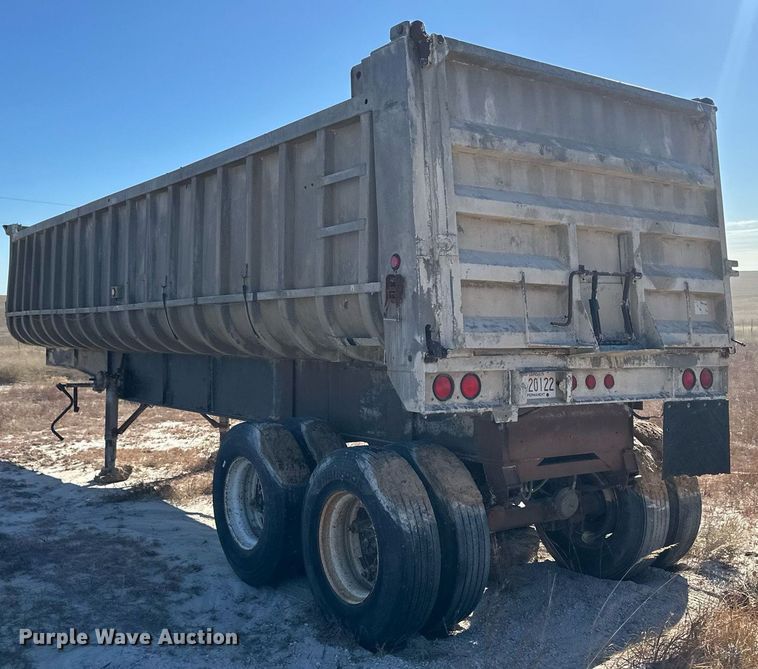 image for item ER8366 2009 end dump trailer