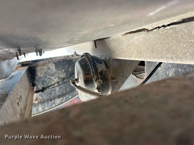 image for item ER8366 2009 end dump trailer