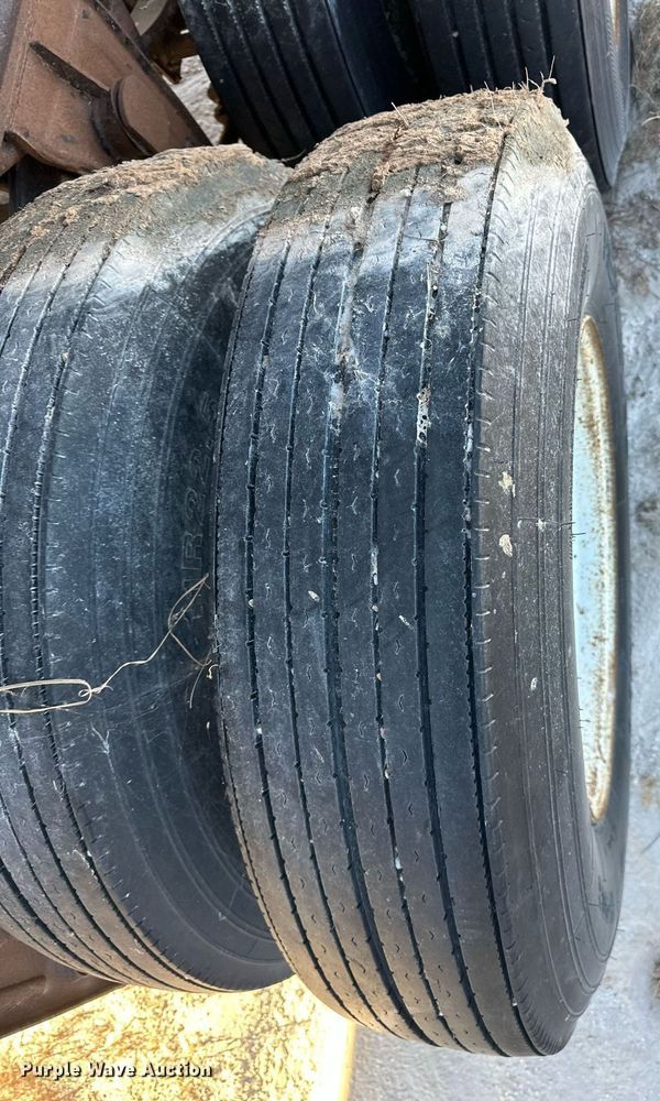 image for item ER8366 2009 end dump trailer