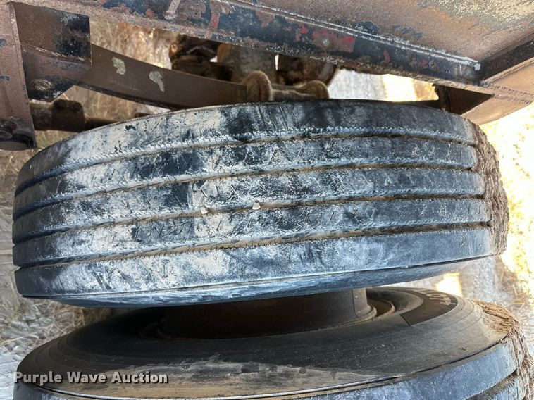 image for item ER8366 2009 end dump trailer