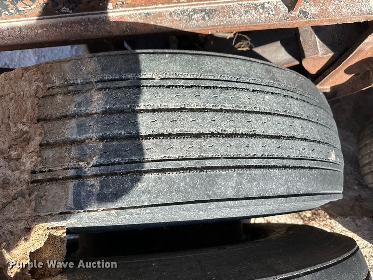 image for item ER8366 2009 end dump trailer