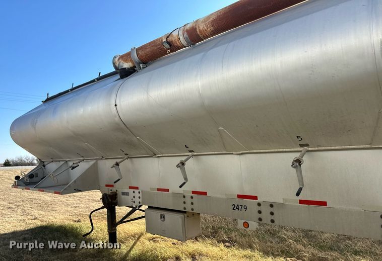 image for item ER8399 2006 Sudenga feed delivery trailer