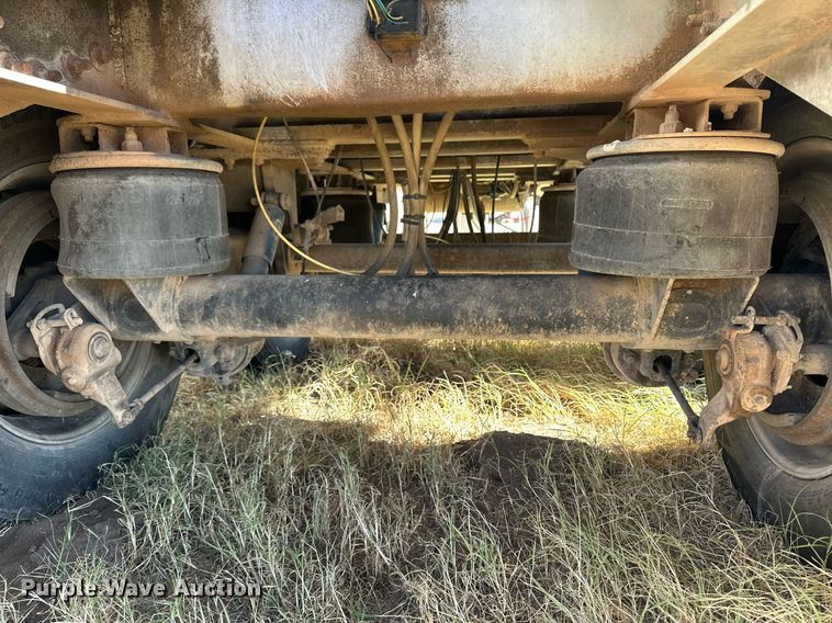 image for item ER8399 2006 Sudenga feed delivery trailer