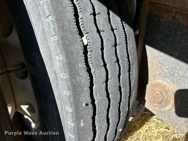 image for item ER8399 2006 Sudenga feed delivery trailer