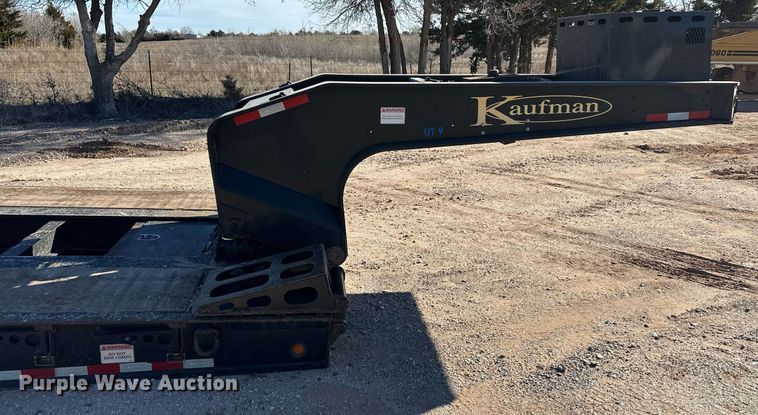 image for item ER8447 2020 Kaufman lowboy equipment trailer