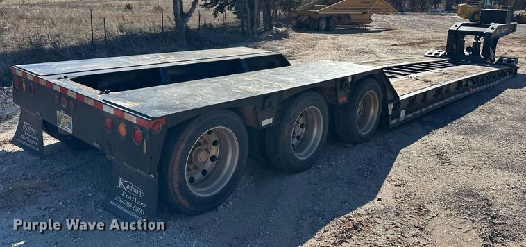 image for item ER8447 2020 Kaufman lowboy equipment trailer