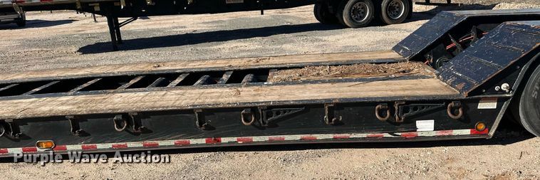 image for item ER8447 2020 Kaufman lowboy equipment trailer