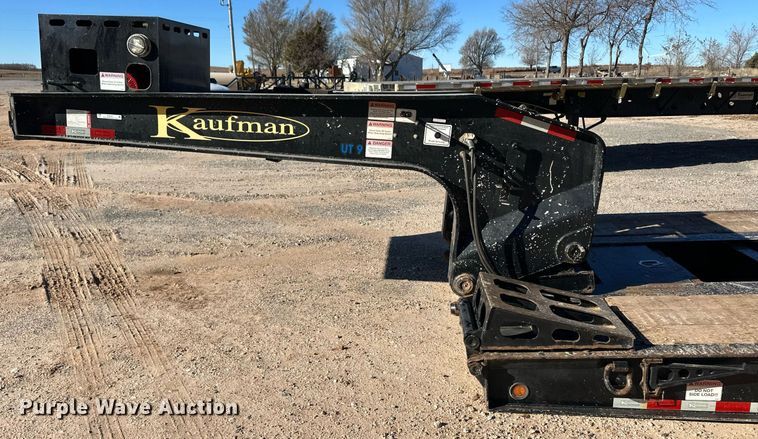 image for item ER8447 2020 Kaufman lowboy equipment trailer