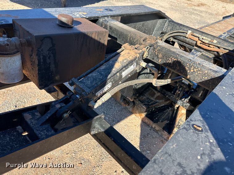 image for item ER8447 2020 Kaufman lowboy equipment trailer