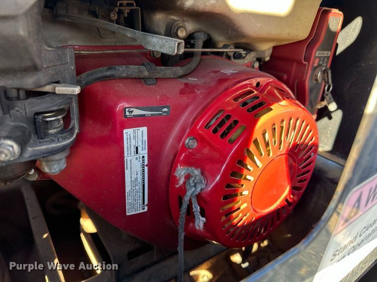 image for item ER8447 2020 Kaufman lowboy equipment trailer