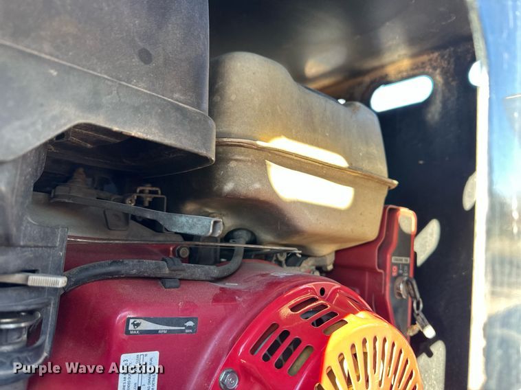 image for item ER8447 2020 Kaufman lowboy equipment trailer