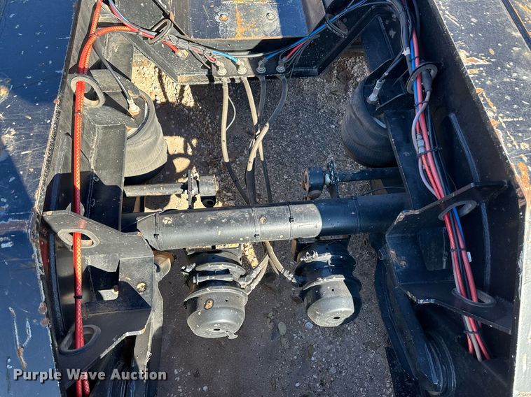 image for item ER8447 2020 Kaufman lowboy equipment trailer