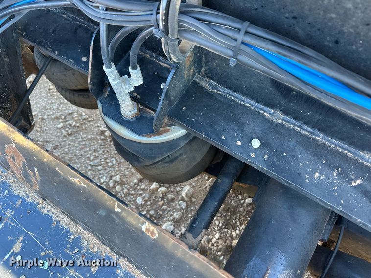 image for item ER8447 2020 Kaufman lowboy equipment trailer