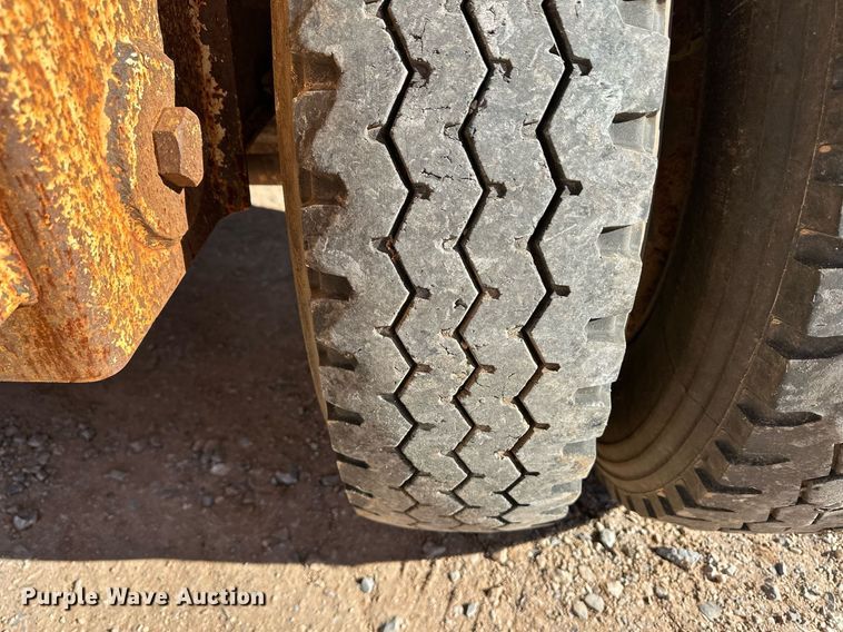 image for item ER8448 2008 CPS Manac  LWBD-240 bottom dump trailer