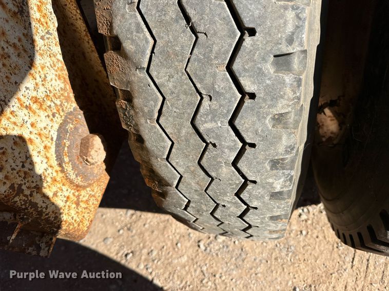 image for item ER8448 2008 CPS Manac  LWBD-240 bottom dump trailer