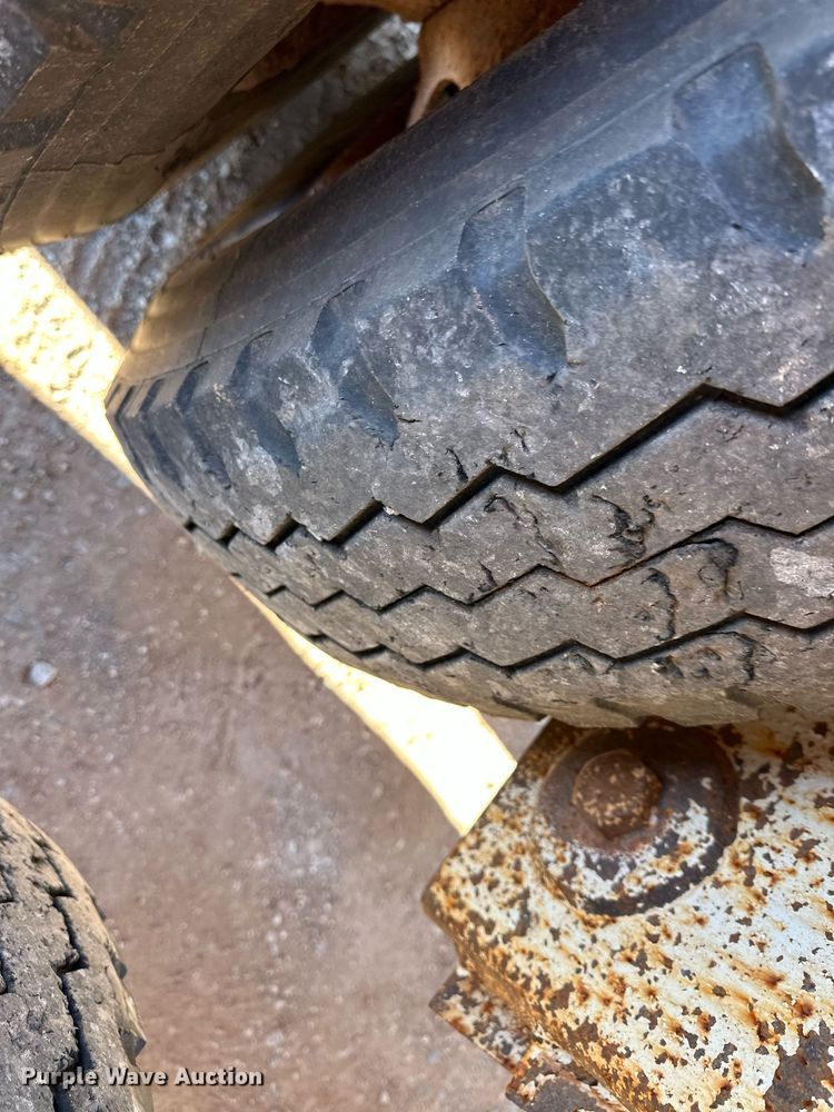 image for item ER8448 2008 CPS Manac  LWBD-240 bottom dump trailer