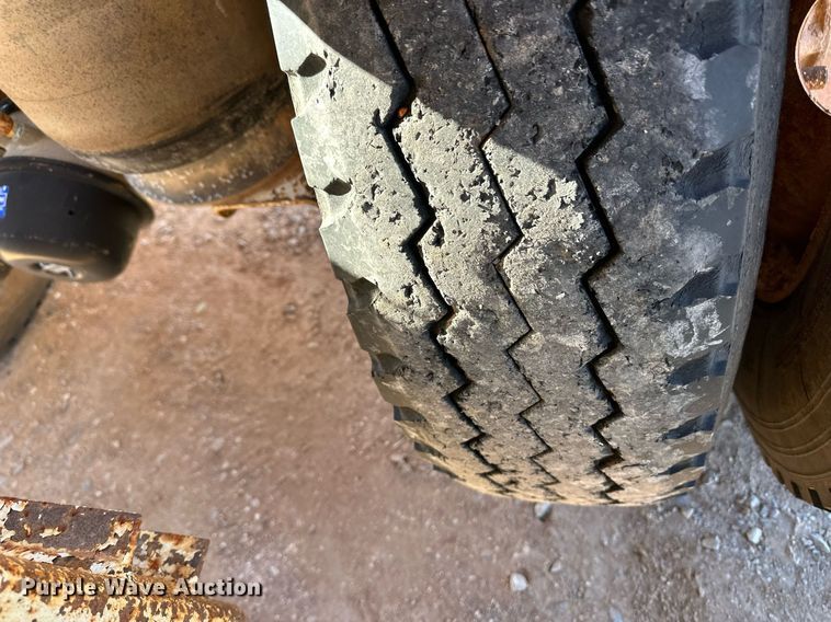 image for item ER8448 2008 CPS Manac  LWBD-240 bottom dump trailer