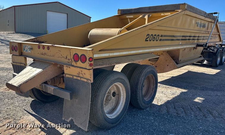image for item ER8449 1995 Load King bottom dump trailer