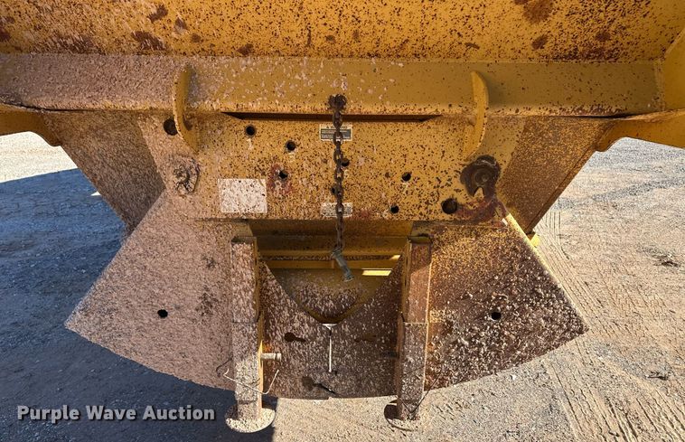 image for item ER8449 1995 Load King bottom dump trailer