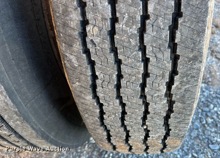 image for item ER8449 1995 Load King bottom dump trailer