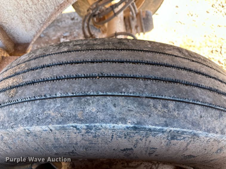 image for item ER8450 2018 Mac end dump trailer